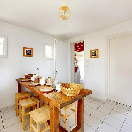 Feriehus Lovely In *