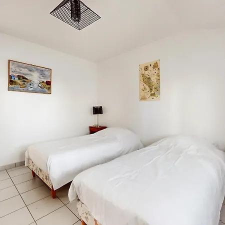 Amazing Home In Saint-Trojan-Les-Bains With Wifi Nyaraló